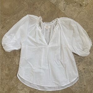 XiRENA White Puff-Sleeve Peasant Blouse